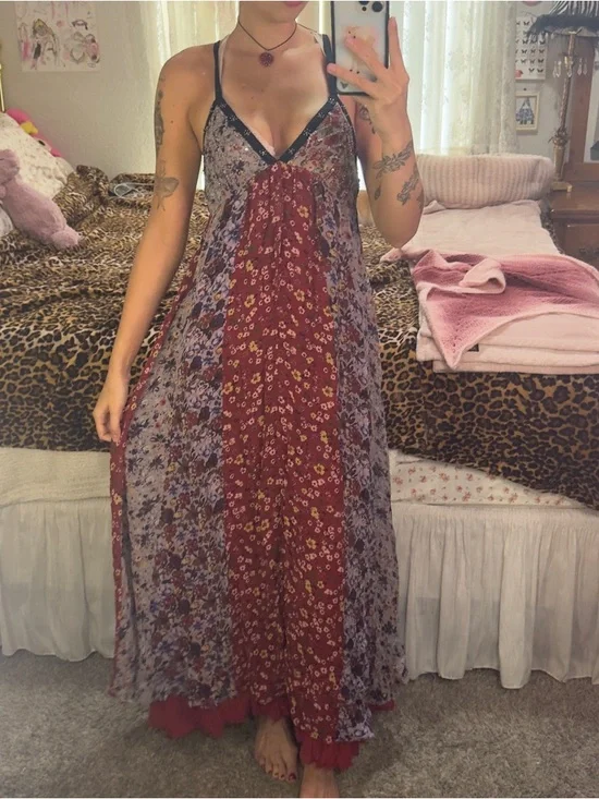 Zara Floral Patchwork Maxi Dress in Burgundy and Lavender - Picture 8 of 12